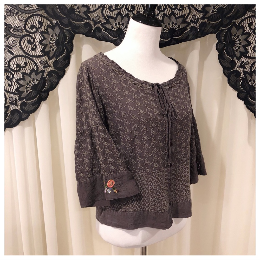 Johnny Was Embroidered Button Up Blouse Small